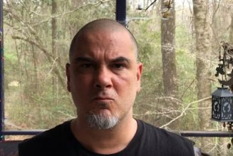 PHILIP ANSELMO On Performing PANTERA Classics: ‘It’s All About Celebrating The Life’ Of DIMEBAG And VINNIE PAUL