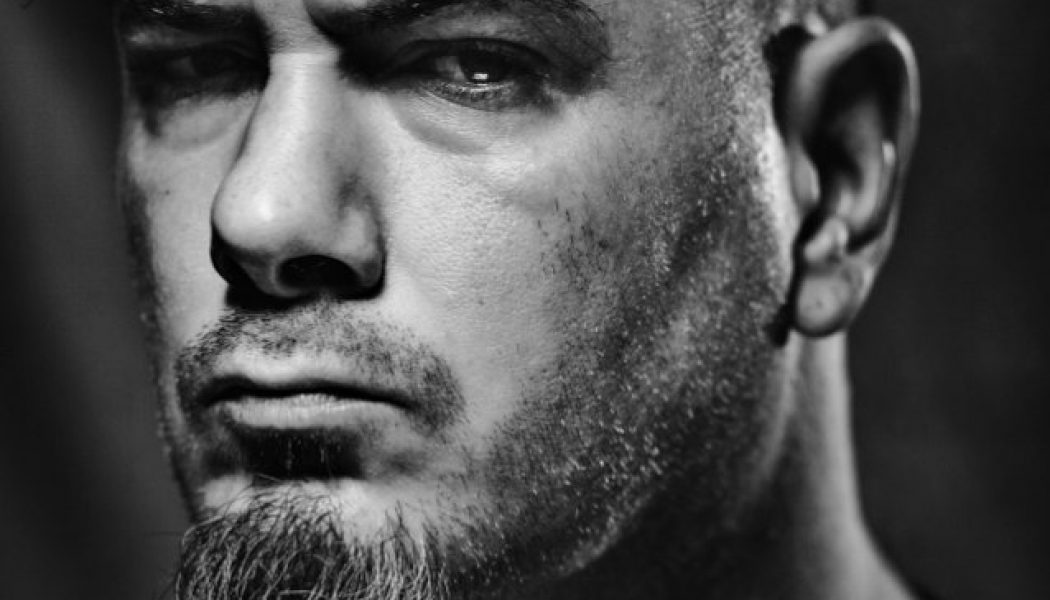 PHILIP ANSELMO Says It Was ‘A Tough Decision’ To Start Playing PANTERA-Centric Set With His Solo Band