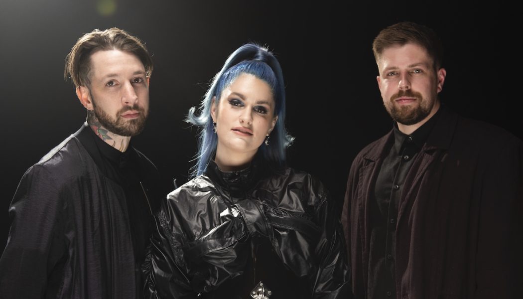 Spiritbox Unveil Video for New Song “Circle with Me”, Share Exclusive Behind-the-Scenes Gallery