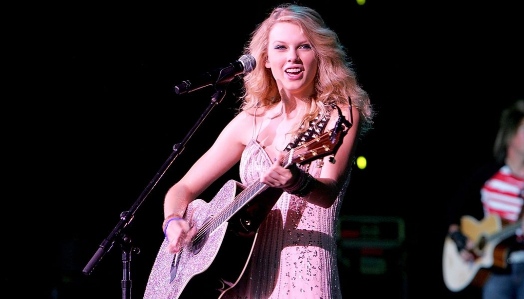 Taylor Swift Drops ‘Breathe (Taylor’s Version)’ Lyric Video Featuring Colbie Caillat