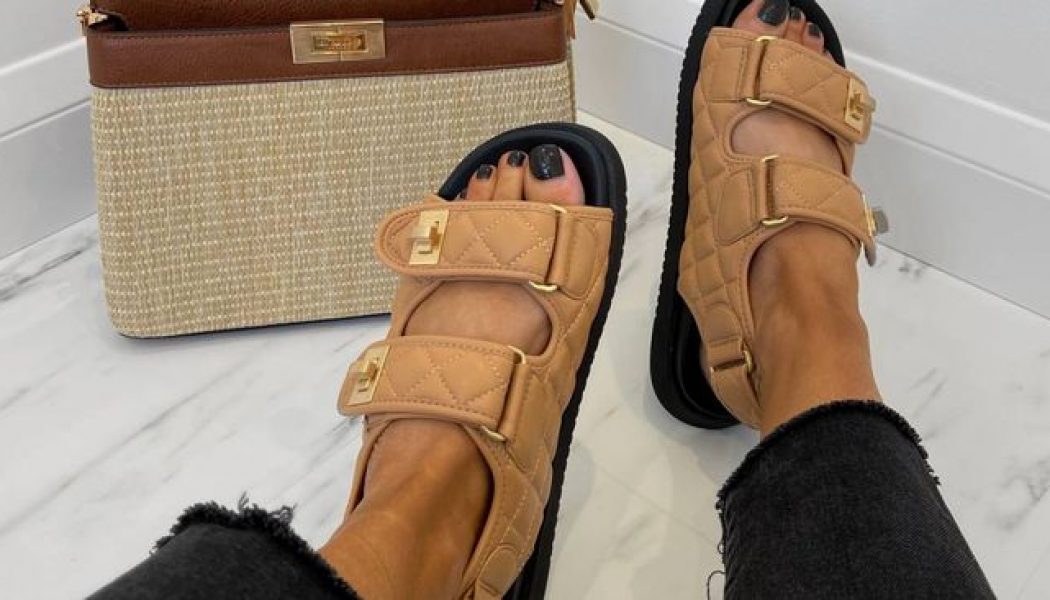 The Essential Sandal Trend Every Fashion Person Will Wear This Year