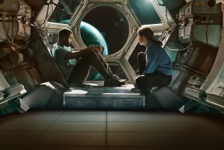 The Sluggish Stowaway Still Delivers Thrills and Chills in Space: Review