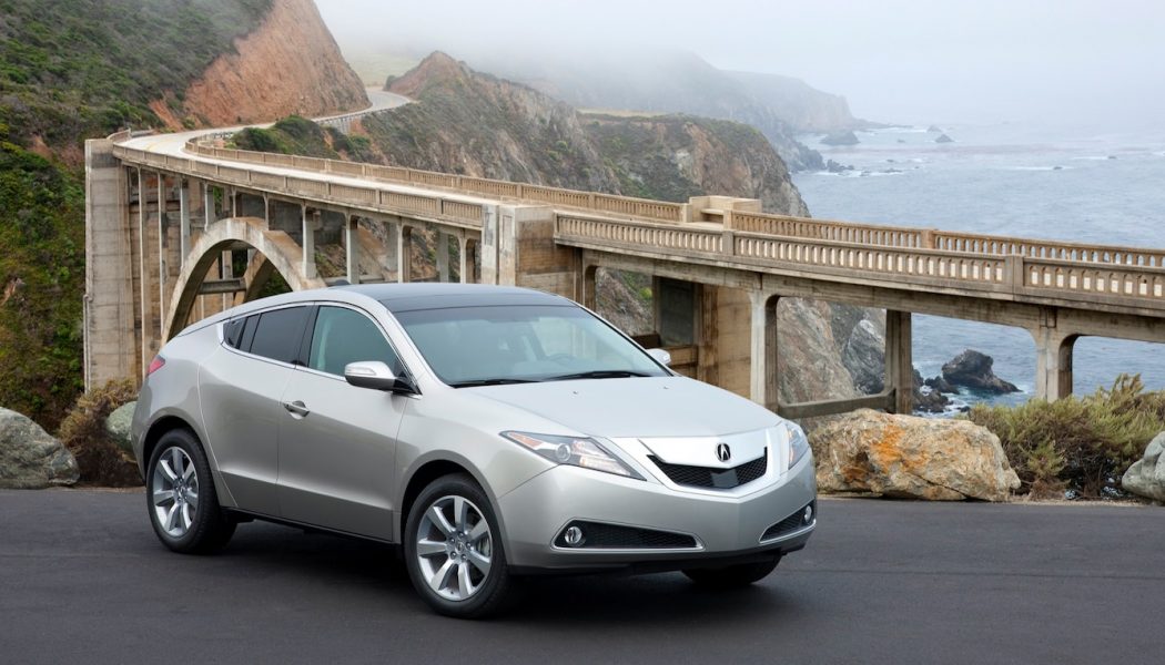 The Swoopy Acura ZDX Was a Polarizing Pioneer of Rakish Rooflines