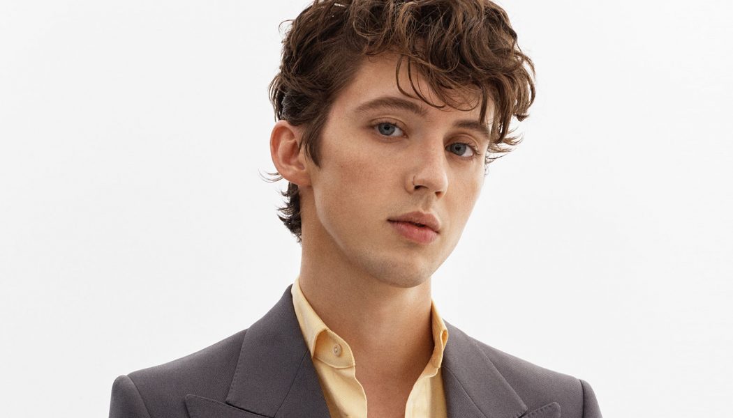 Troye Sivan Takes Us for a Tour of His Home, Drops Thumping New Track ‘You’: Stream It Now