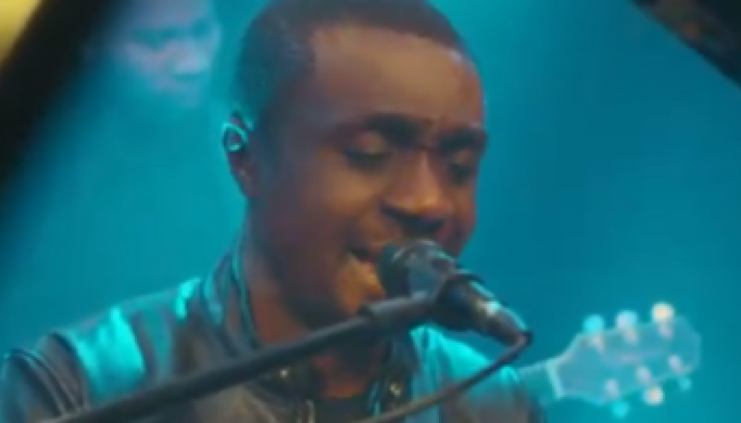 VIDEO: Nathaniel Bassey – What A Savior