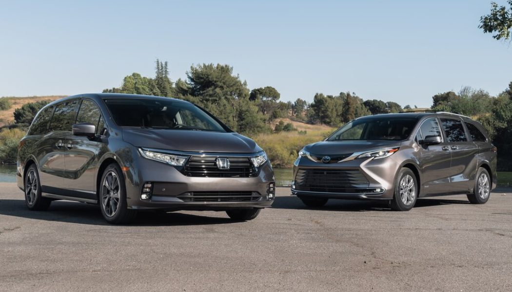 2021 Honda Odyssey vs. 2021 Toyota Sienna: Familiar Foes, Clear Winner