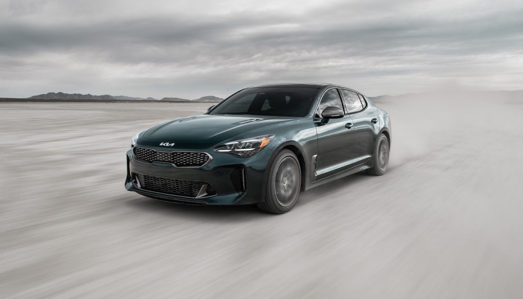 2022 Kia Stinger’s I-4 Packs 300 HP, Tops 30 MPG