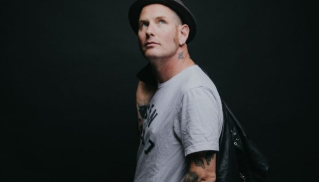 COREY TAYLOR Drops ‘Pop-Up’ Version Of ‘Samantha’s Gone’ Music Video