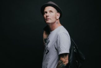 COREY TAYLOR Drops ‘Pop-Up’ Version Of ‘Samantha’s Gone’ Music Video