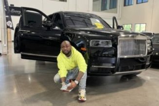 Davido buys himself brand new Rolls Royce 2021 model