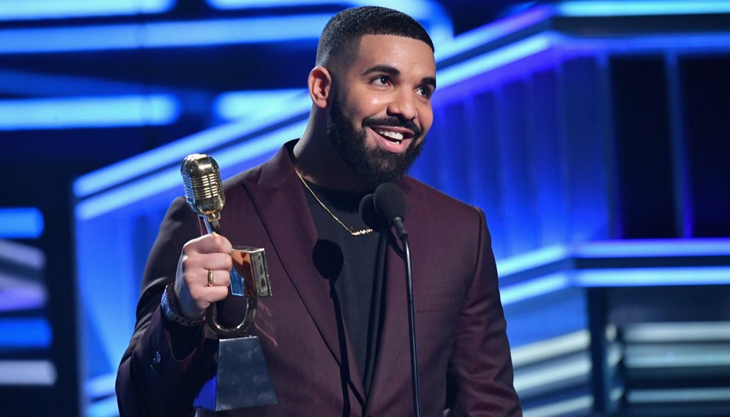 Drake Is ‘High on Life’ After Billboard Artist of the Decade Honor & Dinner With His ‘Idol’