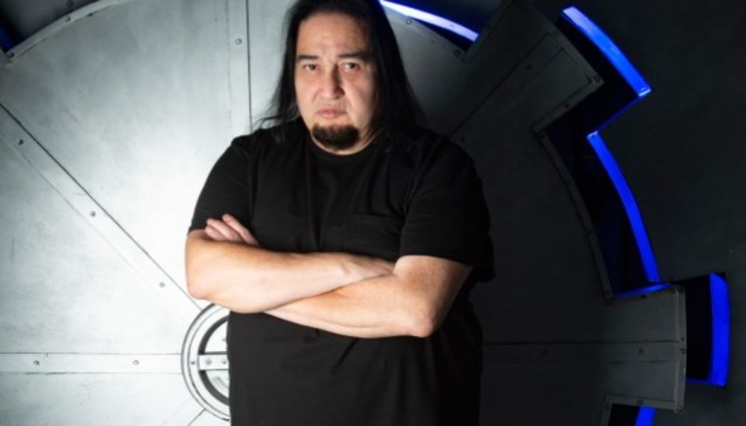 FEAR FACTORY’s DINO CAZARES: ‘I Don’t Fear Change’