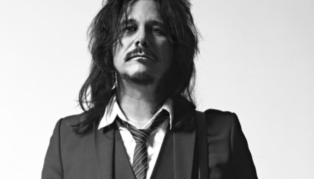 GILBY CLARKE Looks Back On His Time With GUNS N’ ROSES: ‘I Can Honestly Say I Was Living The Dream’