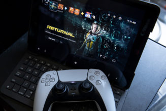 HHW Gaming: PS5 DualSense Controller Now Works On Apple Devices When Using Remote Play