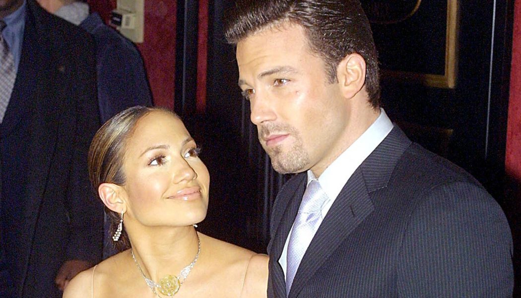 Jennifer Lopez & Ben Affleck Rumors Put Twitter in a Time Machine Back to 2002