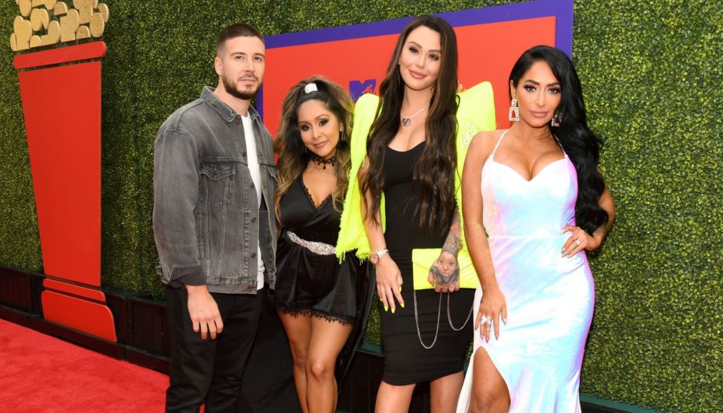 Jersey Shore: Family Vacation Is Reality Royalty At The MTV Movie & TV Awards: Unscripted