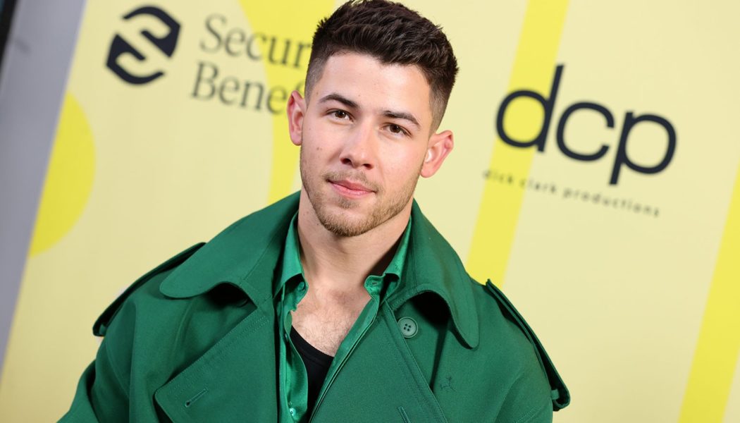 Nick Jonas Thanks Wife Priyanka Chopra For Helping Him ‘Feel My Best’ For 2021 Billboard Music Awards Hosting Gig