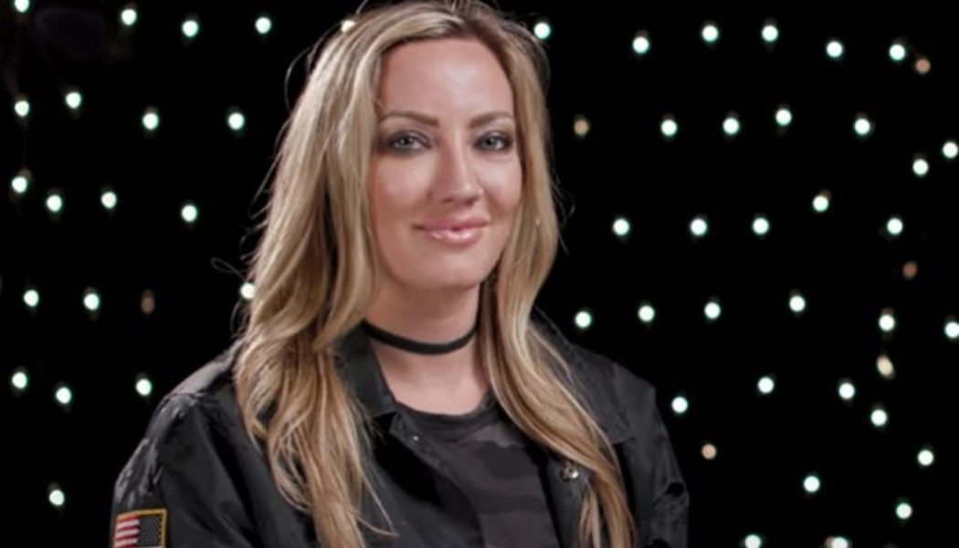 NITA STRAUSS’s Advice To Young Guitarists: ‘Unapologetically Be Yourself’