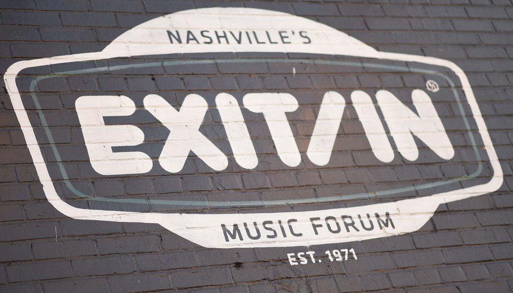 Paramore Raise $45K For Nashville’s Exit/In Club With ‘Tiny Hot Topic B’ Shirt