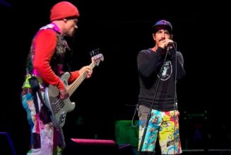 RED HOT CHILI PEPPERS Sell Catalog For $140 Million