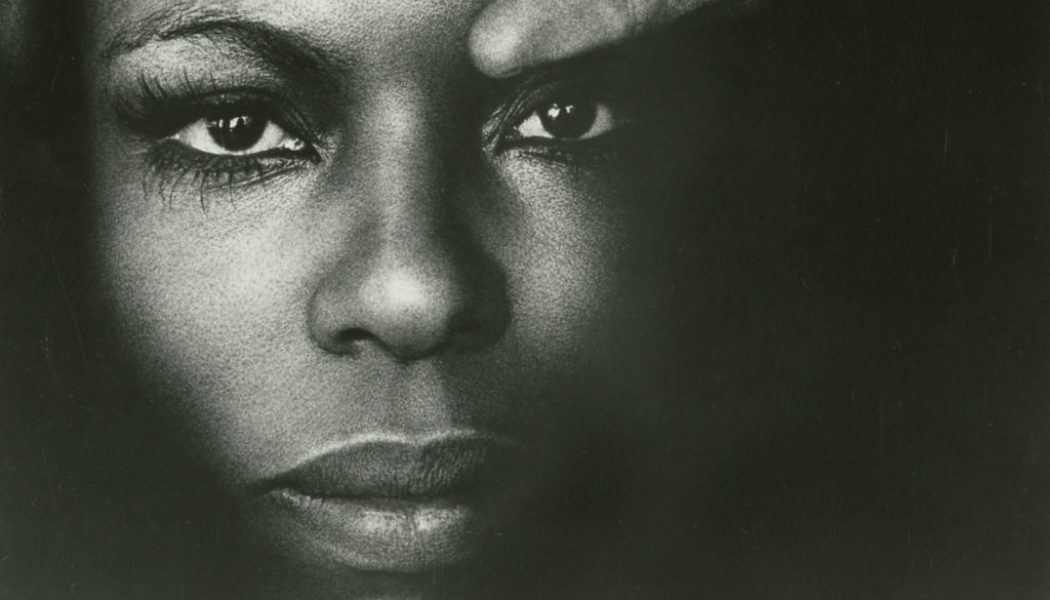 Roberta Flack, Klymaxx & More Among Women Songwriters Hall of Fame’s First Class