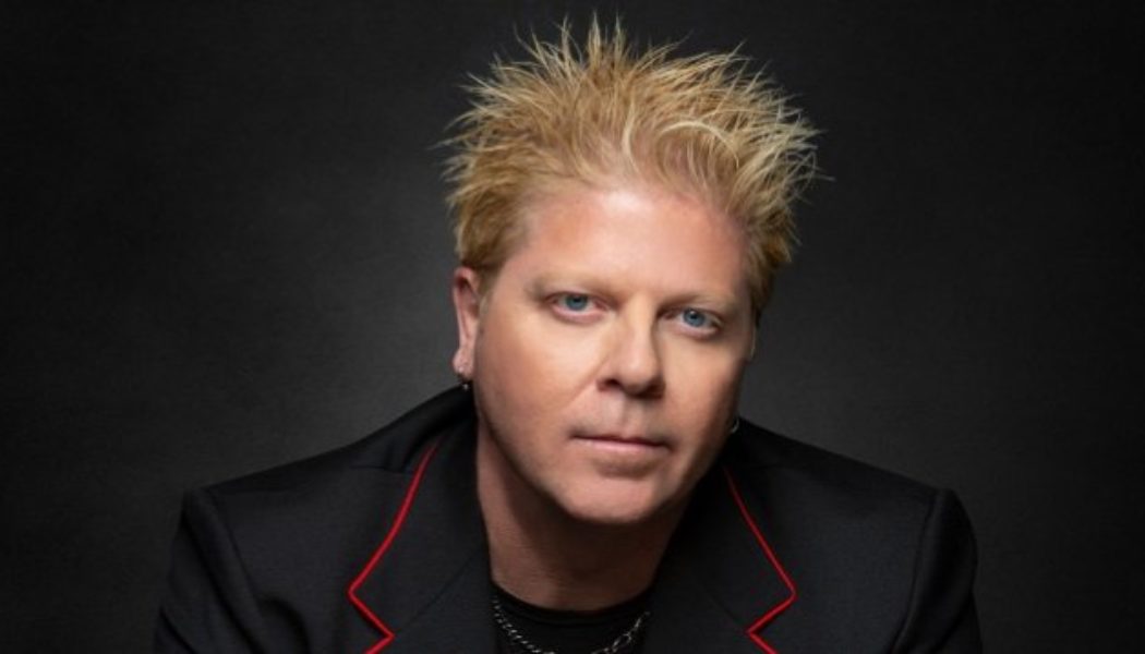 THE OFFSPRING’s DEXTER HOLLAND: ‘We’re Not Gonna Get Back To Normal Until People Get Vaccinated’