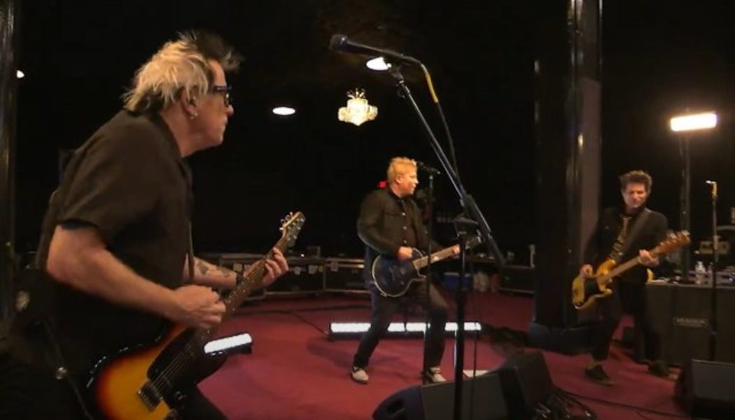 Watch THE OFFSPRING Perform ‘Let The Bad Times Roll’ Title Track