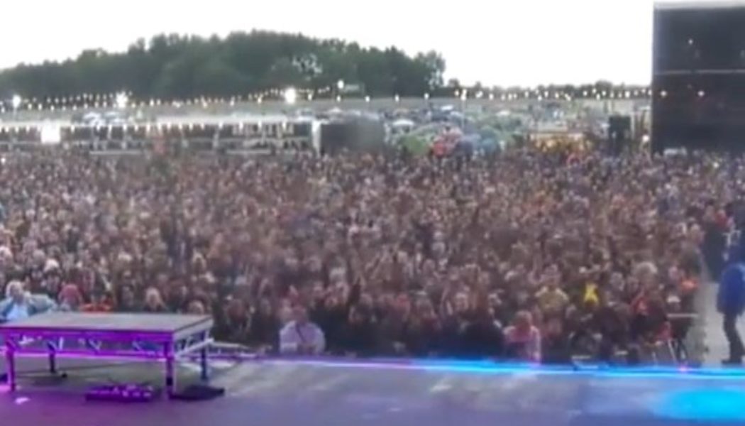 DOWNLOAD PILOT: 10,000 Rock And Metal Fans Attend U.K.’s First Post-COVID Festival (Video)