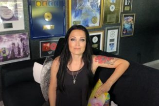 Ex-NIGHTWISH Singer TARJA TURUNEN To Tell Her Story In ‘Singing In My Blood’ Book