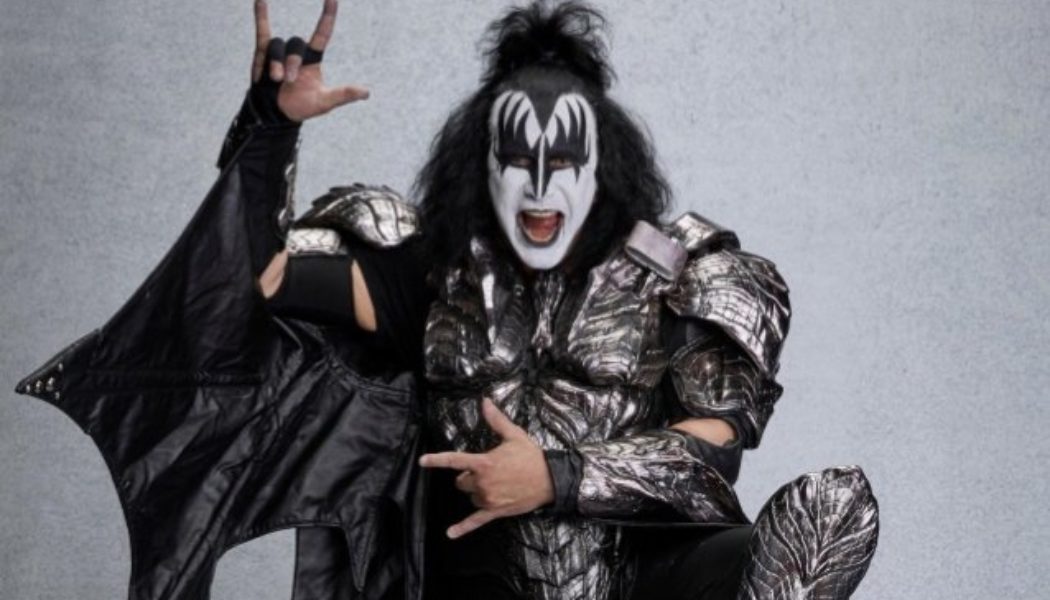 GENE SIMMONS Defends KISS’s ‘Dynasty’ Album: ‘It Was A Multi-Platinum Record, So That’s Called A Hit’