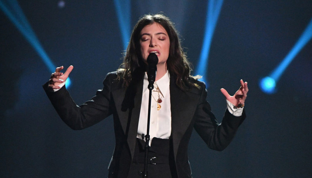 Lorde Releases ‘Solar Power’ and Announces New Album of the Same Name