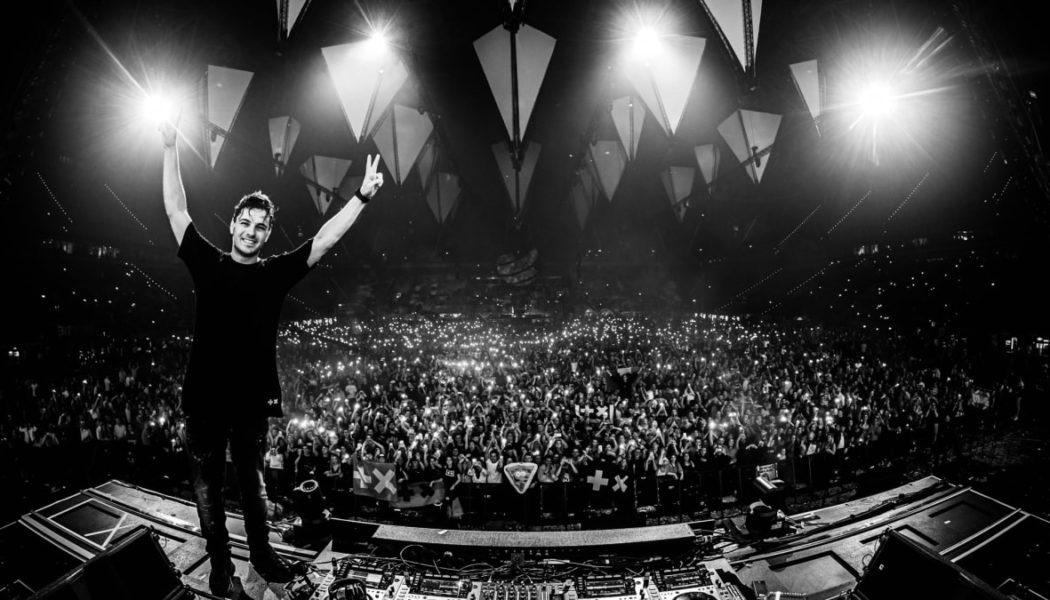 Martin Garrix Teases Festival Remix of U2 Collaboration, “We Are The People”