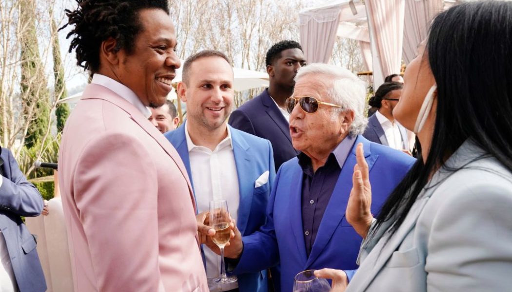 #MustBeNice: Jay-Z And Meek Mill Gift Robert Kraft Bentley Rolls Royce For Birthday