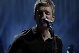 Noel Gallagher Pulls Out Old Oasis Hit During CBS This Morning Performance