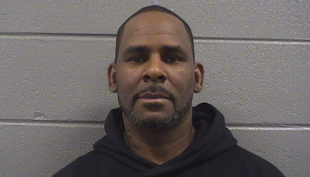 R. Kelly’s Lawyers In Racketeering Trial Request To Stop Representing Him Because Duh