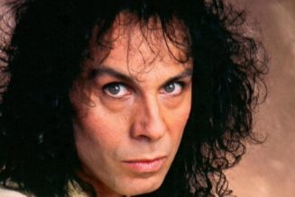 RONNIE JAMES DIO’s ‘Rainbow In The Dark’ Autobiography: More Details Revealed