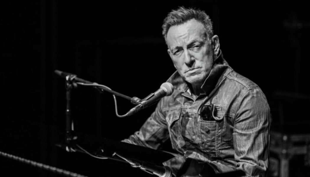 Springsteen on Broadway Off-Limits to Fans Vaccinated with AstraZeneca