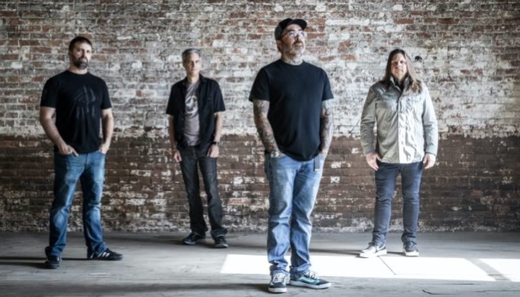 STAIND Has ‘A Bunch Of Songs Kicking Around’ For Next Studio Album