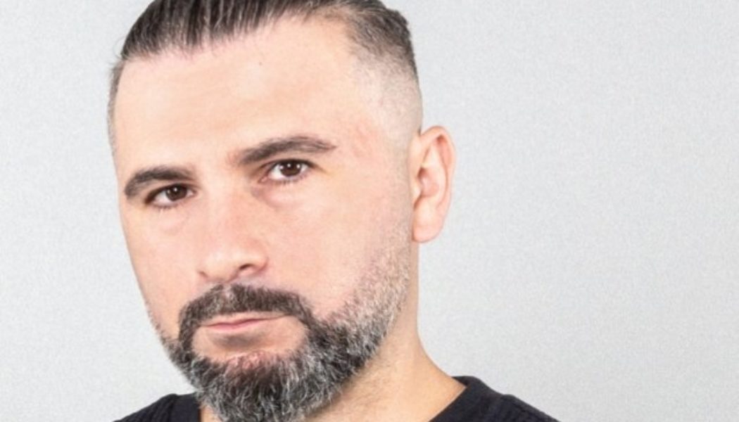 SYSTEM OF A DOWN Drummer JOHN DOLMAYAN Announces ‘Torpedo Con 2021’ Mega-Collectors Convention