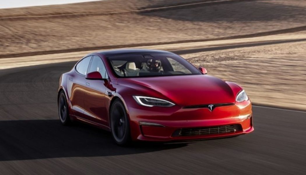 Tesla Model S Plaid Fast-Charging and Range Test: How Far Can It Go?