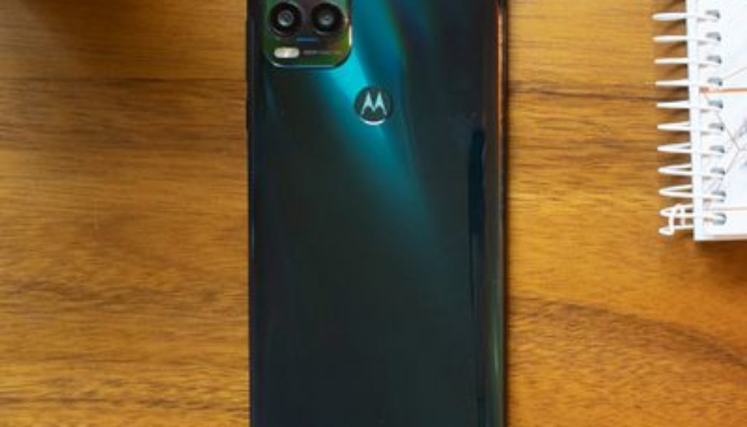 The Motorola Moto G Stylus 5G is a good phone with a too-short shelf life