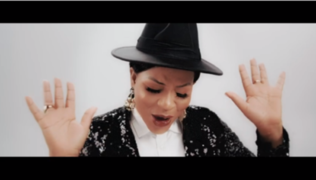 VIDEO: Anny – Never Forget Your Love