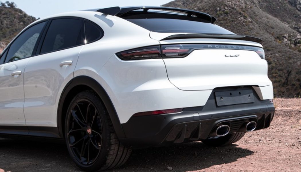 An Early Look at the 2022 Porsche Cayenne Turbo GT