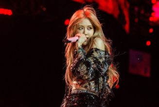 Blackpink’s Rosé Beautifully Covers Alicia Keys’s ‘If I Ain’t Got You’ With Some Help