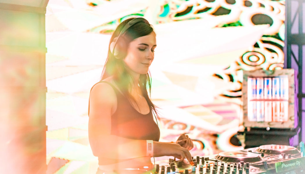 Choopsie Makes Waves With Malibu DJ Set Following Release of Dreamy “Bloom” EP: Watch