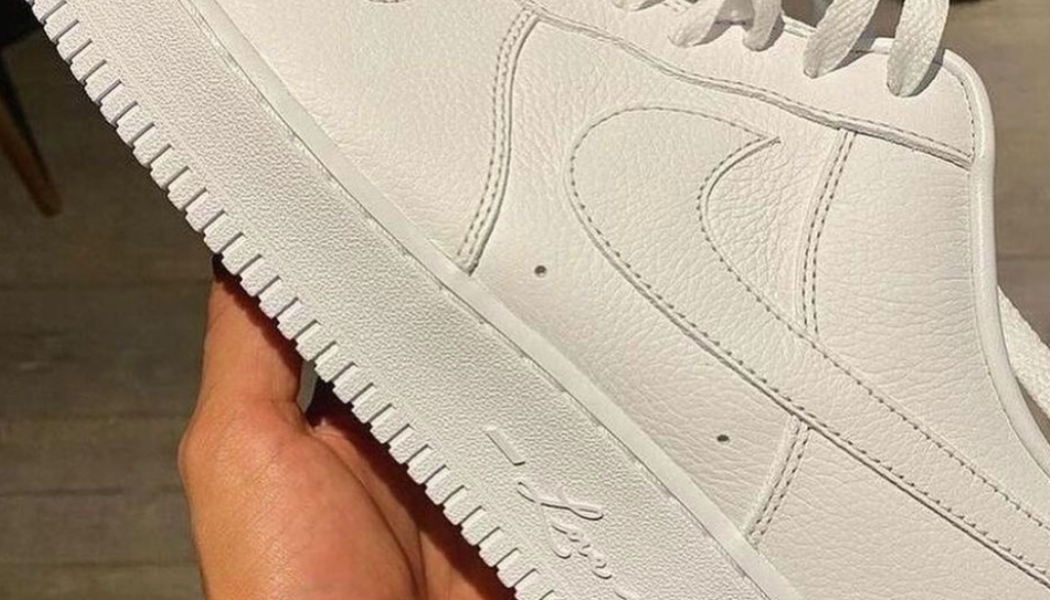 Drake’s OVO Air Force 1 Is For The Lovers