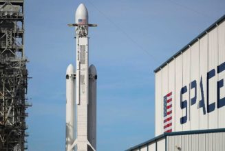 Elon Musk’s SpaceX Set to Launch the First Billboard to Space