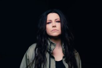 EVANESCENCE’s AMY LEE: ‘I Love Contrast In Music’