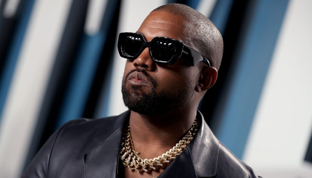 Here’s What Kanye West Fans Have to Say About ‘Donda’ Still Not Being Out