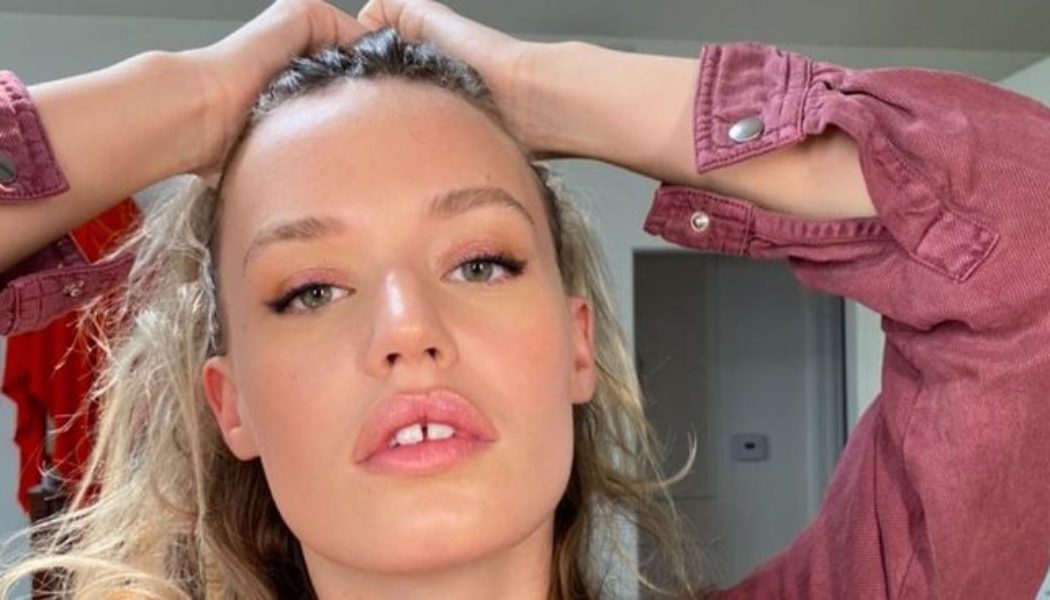 I Asked Georgia May Jagger What’s Inside Her Makeup Bag—Here’s What She Said